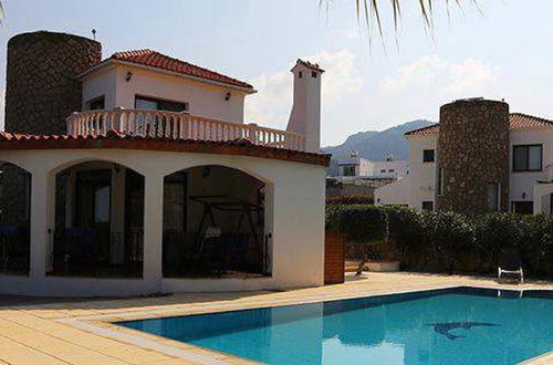 Photo 22 - Tranquility is a Four Bedroom Villa in Girne