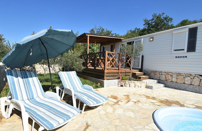 Welcoming Holiday Home in Ugljane With Swimming Pool - Foto 13
