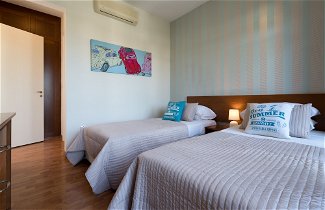 Foto 3 - Charming 2 bedroom apartment 'DC11' - with communal pool and resort facilities, Helios Heights village on Aphrodite Hills Resort