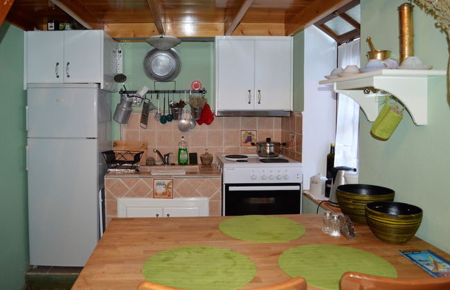Traditional Karpathian home with panoramic View - Photo 8