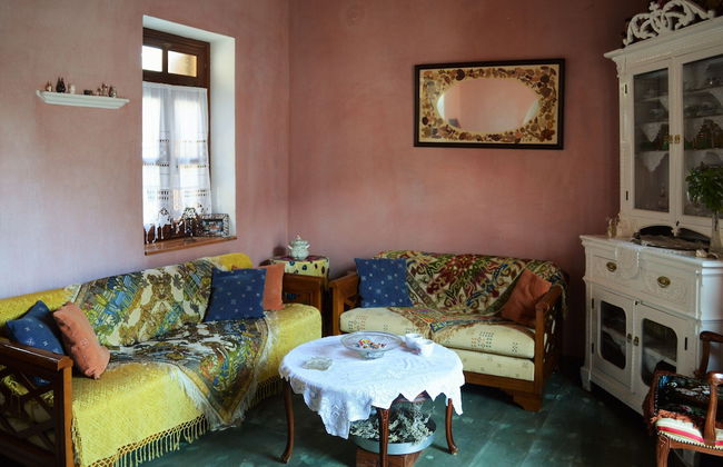 Traditional Karpathian home with panoramic View - Photo 12