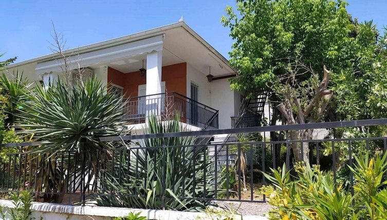 Photo 1 - Seaside Holiday Home With Balcony