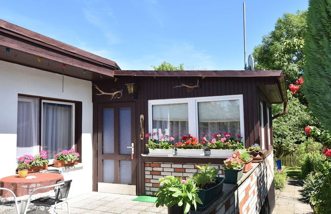 Restful Bungalow in Kühlungsborn near Beach - Foto 1