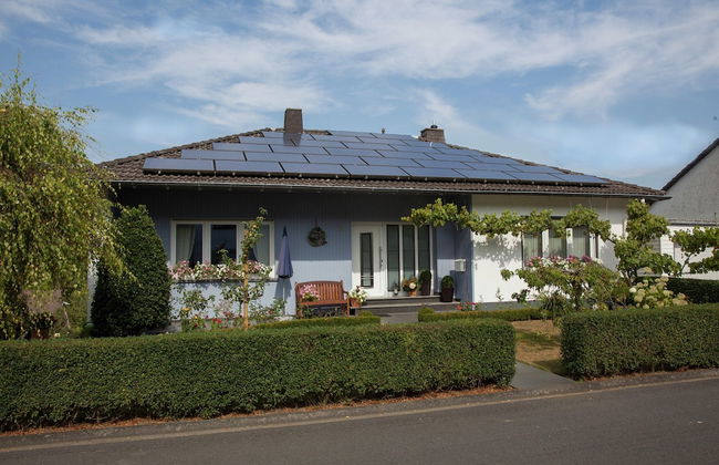 Cozy Apartment in Niederehe Eifel near Forest - Foto 1