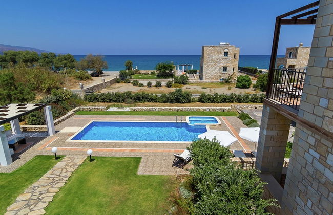 Villa in Kamisiana With Private Pool & Beach - Foto 18