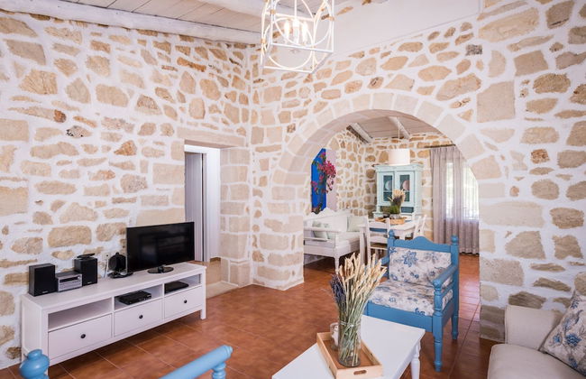 Kontis Village - Photo 54
