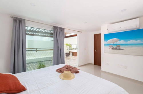 Foto 44 - Amazing Modern 2 PH in 1 6BR Private Jacuzzi Great Facilities GYM 2 Rooftops Security