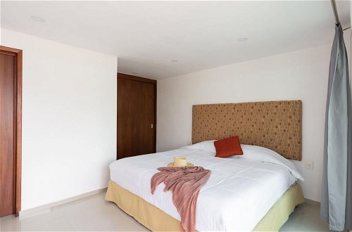 Photo 42 - Amazing Modern 2 PH in 1 6BR Private Jacuzzi Great Facilities GYM 2 Rooftops Security