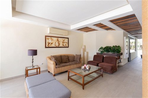 Foto 9 - Amazing Modern 2 PH in 1 6BR Private Jacuzzi Great Facilities GYM 2 Rooftops Security
