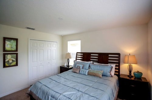 Photo 5 - Spacious At The Bellavida Resort 220 6 Bedroom Home by RedAwning