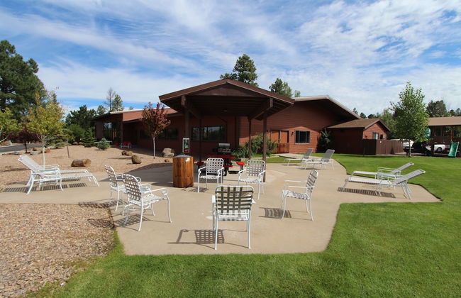 Roundhouse Resort - Photo 41