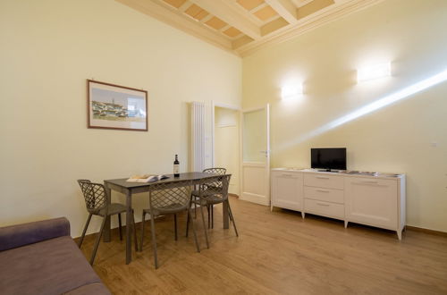 Photo 11 - Santo Spirito Bright Flat