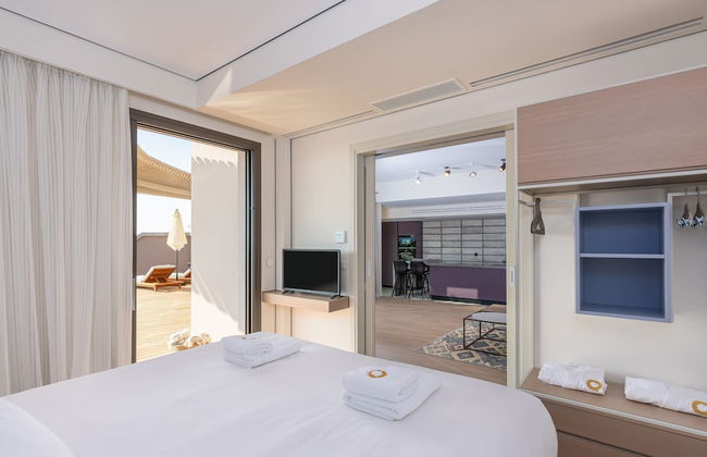 Onira Suite Dreams - Photo 11