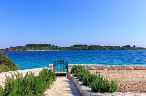 Photo 40 - Beachfront Luxury Villa w. Pool & Large Garden