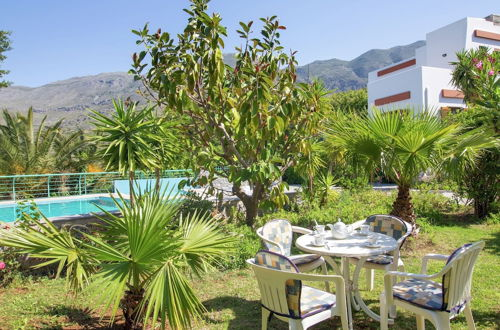 Photo 24 - Chic Villa in Lefkogia Crete With Swimming Pool