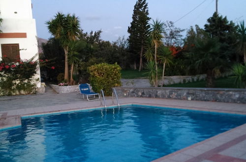 Photo 18 - Chic Villa in Lefkogia Crete With Swimming Pool