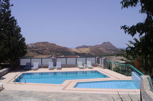 Foto 15 - Chic Villa in Lefkogia Crete With Swimming Pool