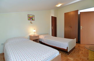 Photo 2 - Apartment 250