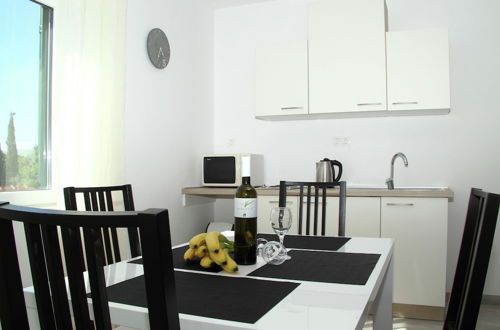 Foto 4 - Modern Apartment in Mocici With Terrace