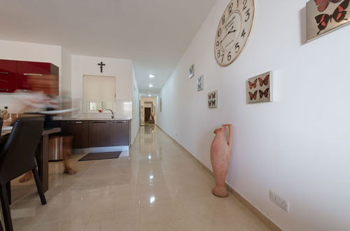 Photo 4 - Luxury Apartment near Sea