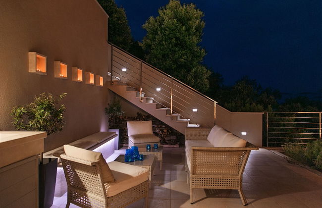 Beachfront Villa Poseidon with Heated Pool - Foto 27