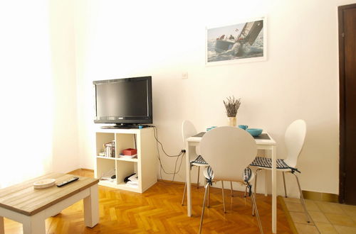 Photo 7 - Apartment 1636