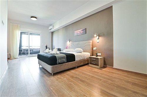Foto 8 - Thisean Modern Suites by Athens Stay