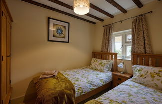 Foto 2 - Fab 2 Bed Cotswolds Cottage With Private Courtyard