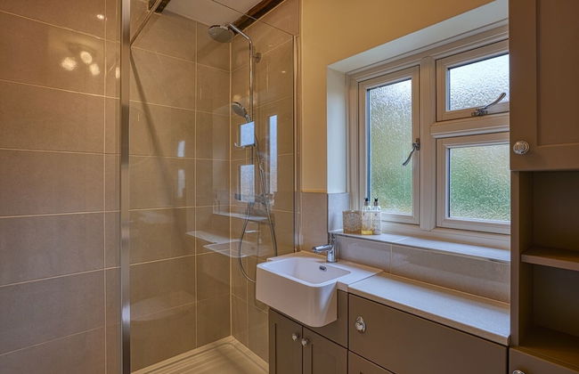 Fab 2 Bed Cotswolds Cottage With Private Courtyard - Foto 14