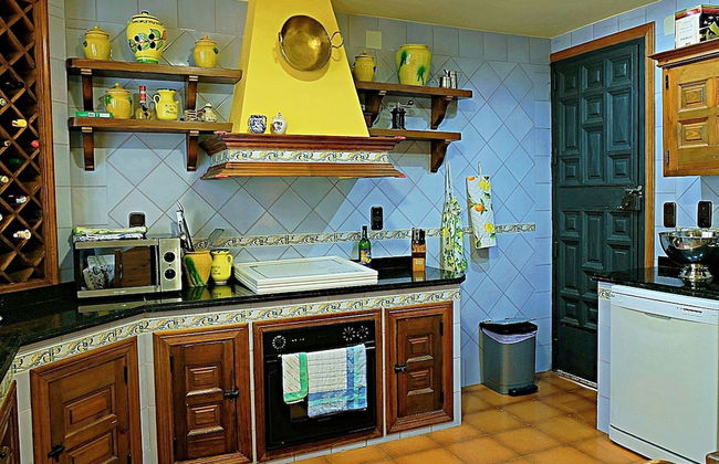Villa Los Rosales - Photo 3