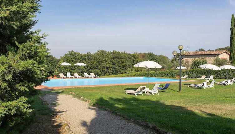 Photo 1 - Montignano Trilo With Shared Pool