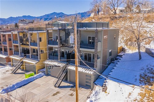 Photo 28 - Modern Rooftop Patio New-build Townhome in COS