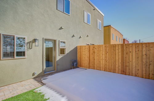 Foto 4 - Modern Rooftop Patio New-build Townhome in COS