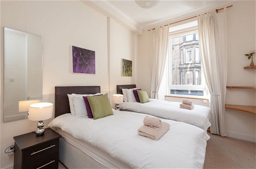 Foto 6 - Edinburgh Rossie Apartment