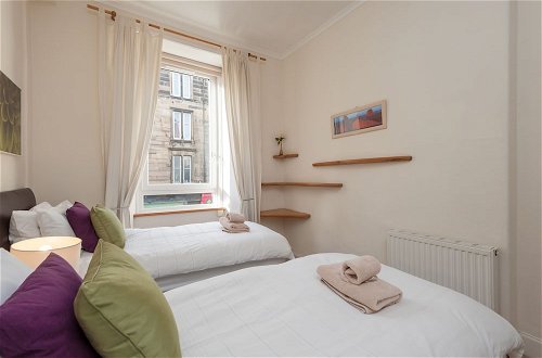 Photo 2 - Edinburgh Rossie Apartment