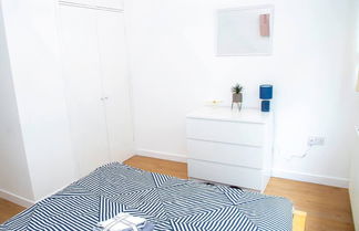 Foto 2 - Large Shoreditch, Hoxton 3-bed Garden Flat