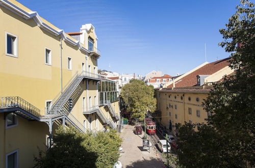 Photo 21 - JOIVY Splendid 2BR Apt w/ parking&balcony, 10mins to Praça do Comércio