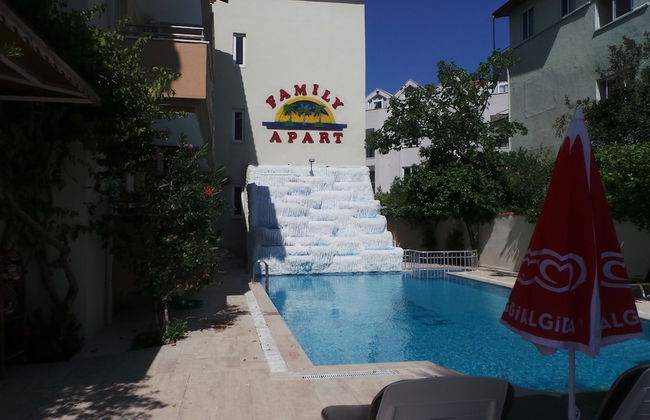 Family Apart - Foto 42