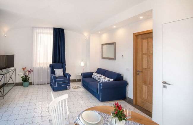 Luxury Villa with Penthouse, Pools and Sea View - Foto 65