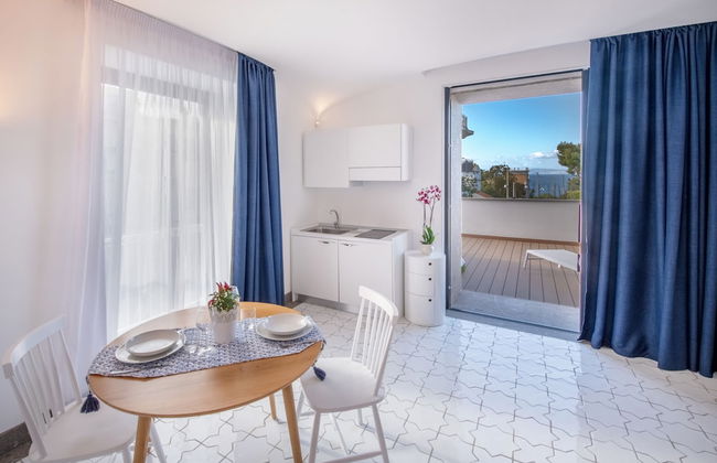 Luxury Villa with Penthouse, Pools and Sea View - Foto 46