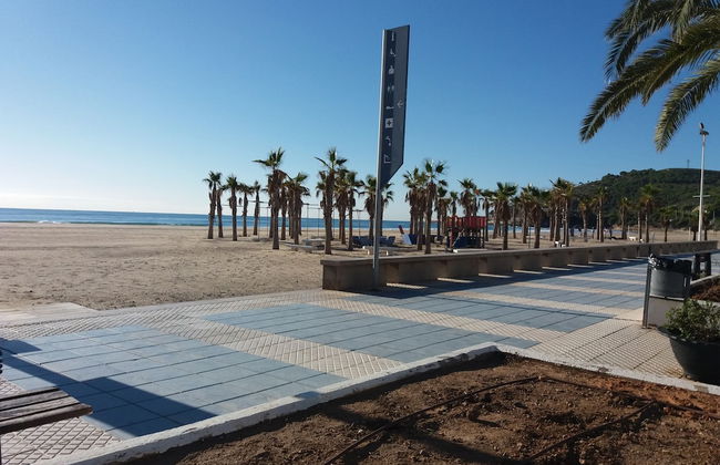 LET 4 U Cala Blanca I Frontal - Foto 16