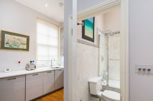 Photo 12 - Fantastic, Traditional 1bed Apartment, Pimlico