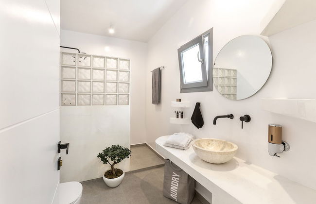 La Estrella 4 Suites with Sea View & 4 Prive Hot Tub - Foto 50