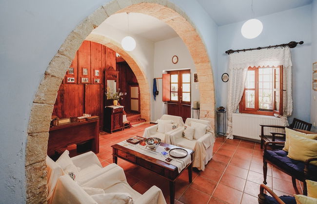 Serene Indoor Pool & Hamam Villa - Photo 18