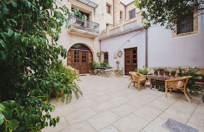 Serene Indoor Pool & Hamam Villa - Photo 51