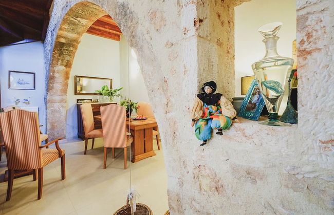 Serene Indoor Pool & Hamam Villa - Photo 34