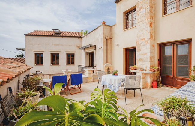 Serene Indoor Pool & Hamam Villa - Photo 47