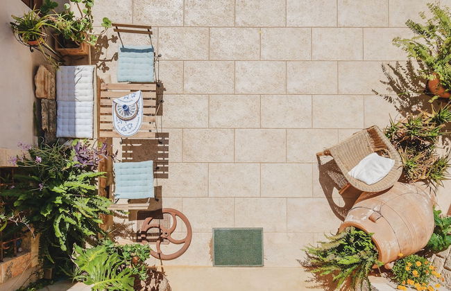 Serene Indoor Pool & Hamam Villa - Photo 45