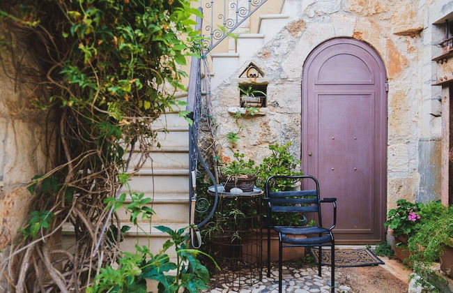 Serene Indoor Pool & Hamam Villa - Photo 43