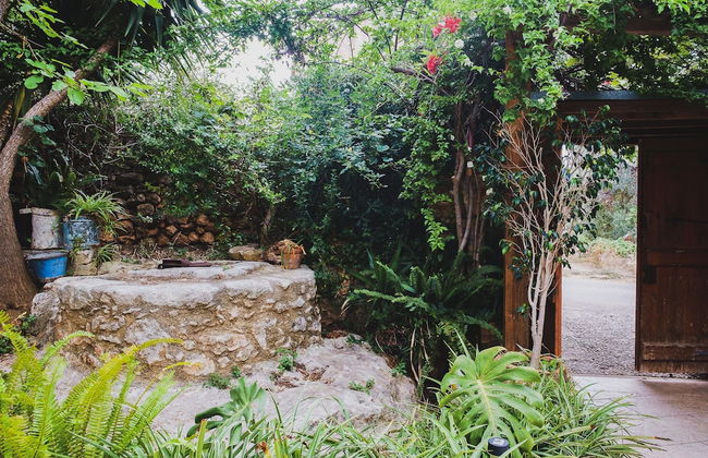 Serene Indoor Pool & Hamam Villa - Photo 42